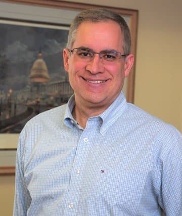 Portrait of Scott Robertson