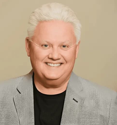 Portrait of Scott Hoy