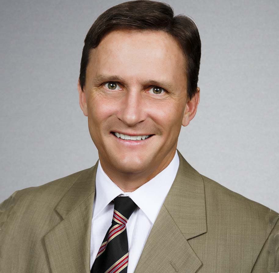 Portrait of Sean Simpson