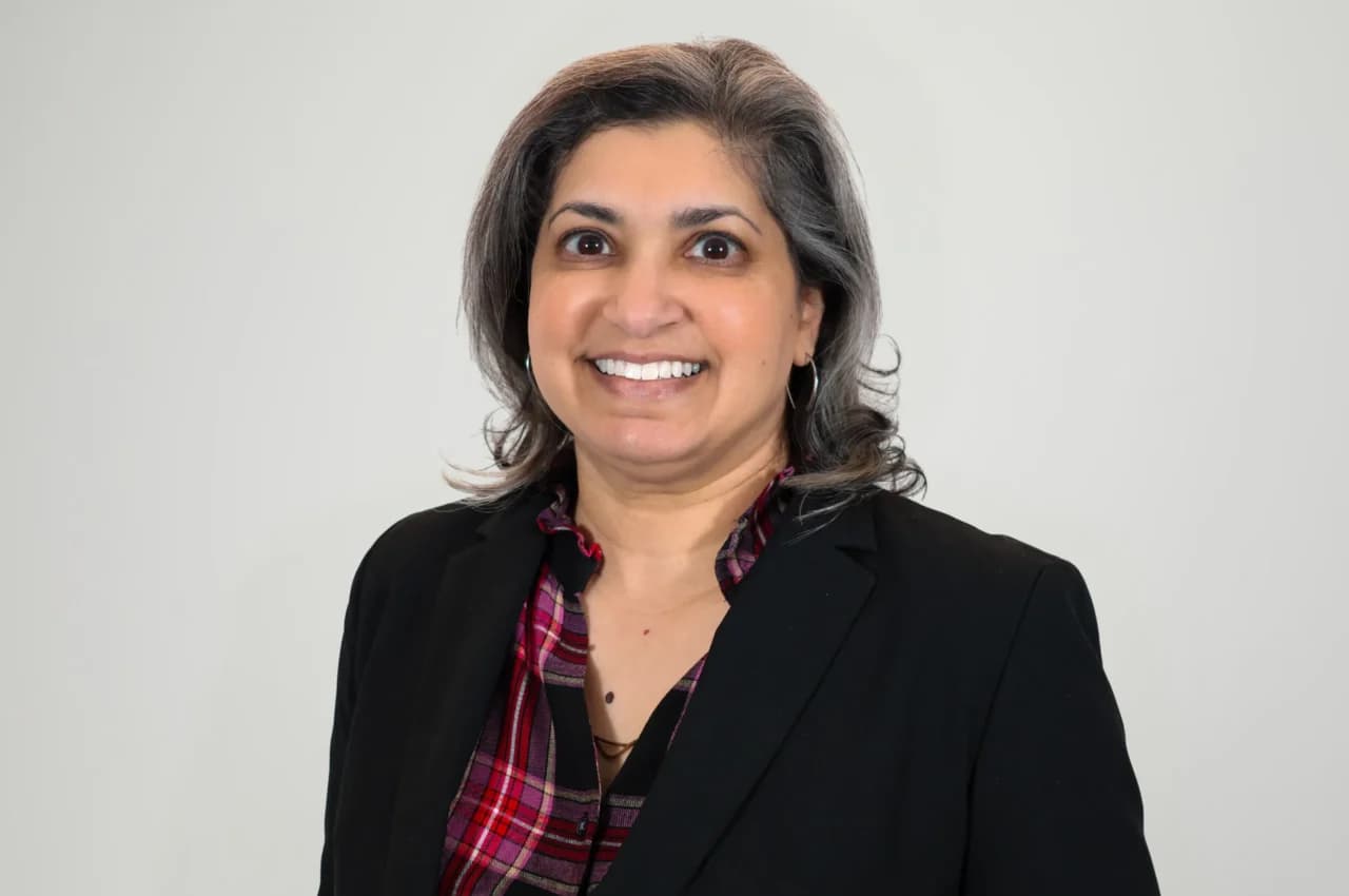 Portrait of Arati Furness