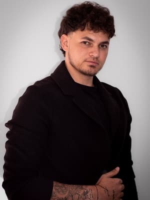 Portrait of Daniel Rojas