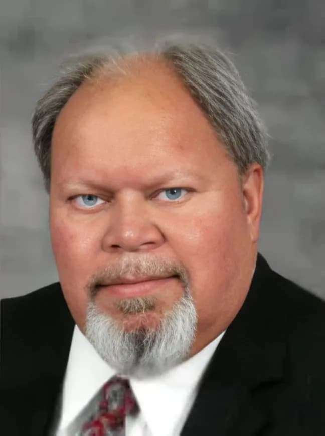Portrait of Robert Tuten
