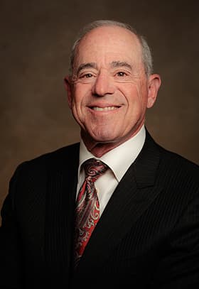 Portrait of Paul Lazarus