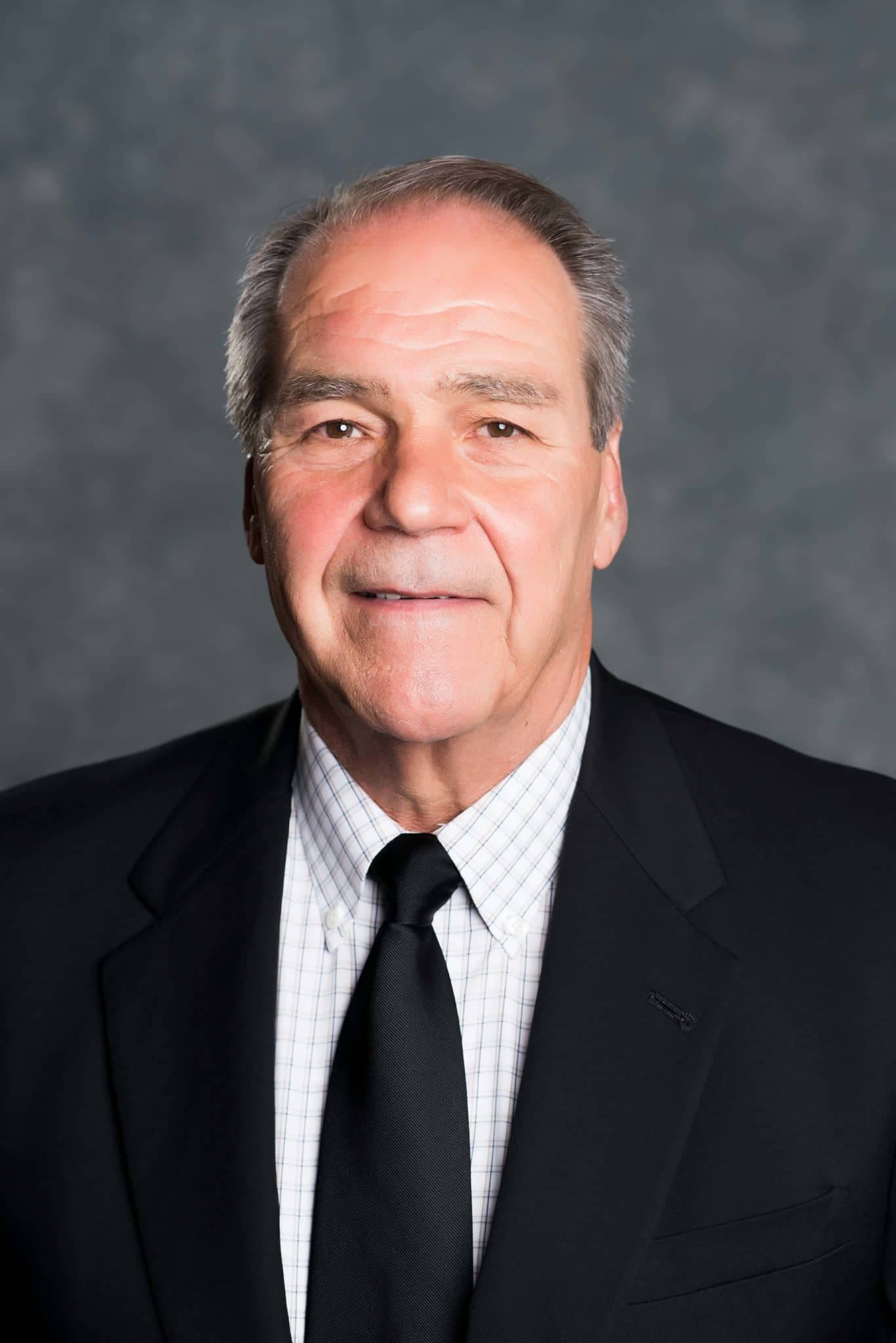 Portrait of Tom Dutton
