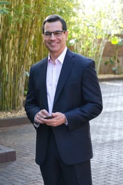 Portrait of Leo Gomez