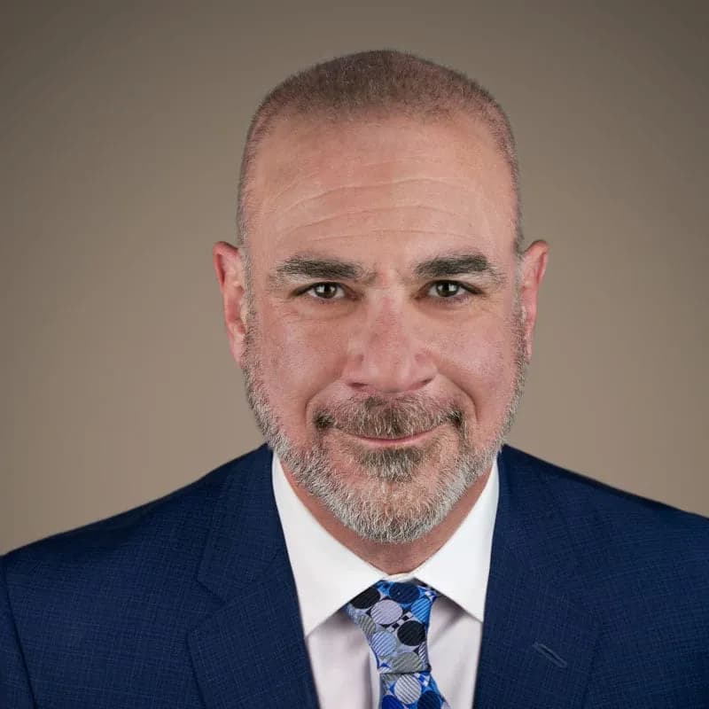 Portrait of Roger Mandel