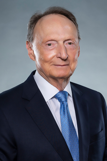 Portrait of Earlon L. Seeley