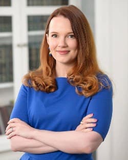 Portrait of Shannon Lynch Altamura