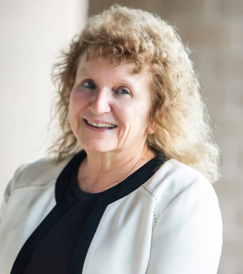 Portrait of Kathy Karas-Pasciucco