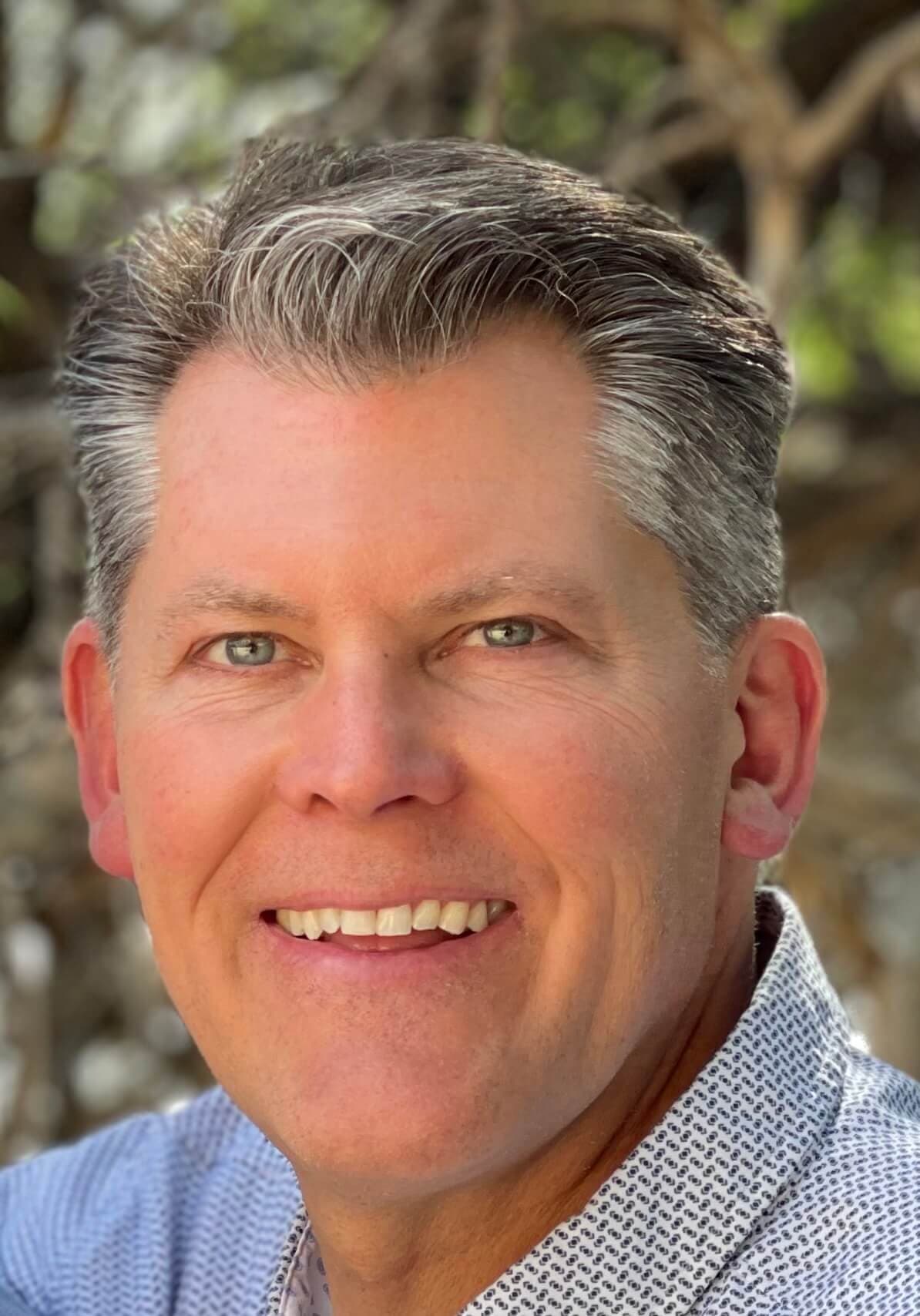 Portrait of Chris Dexter