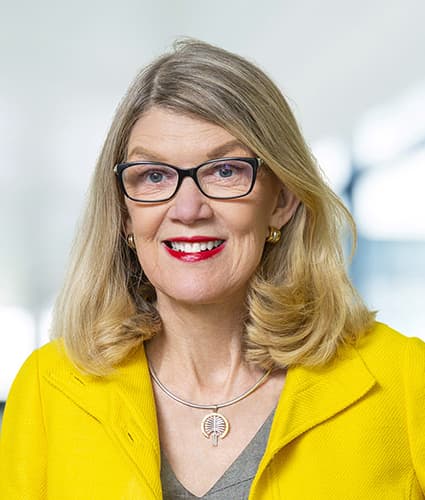 Portrait of Rosemary Welsh