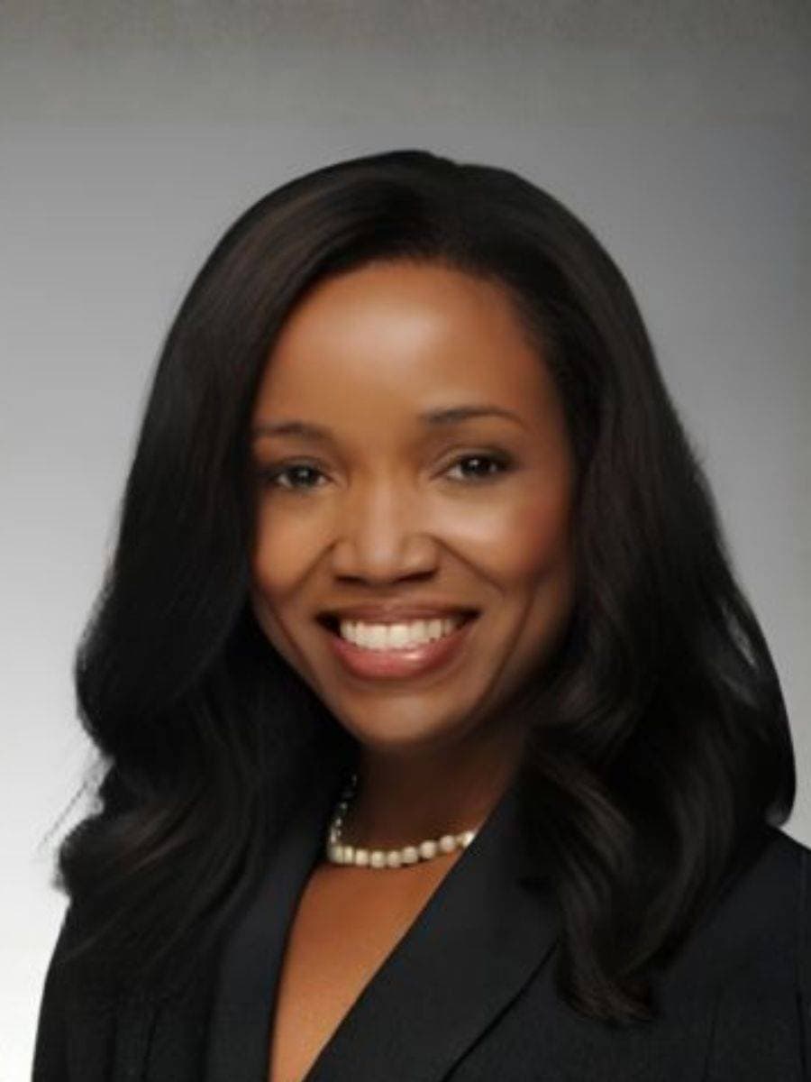 Portrait of Staci E. Kelly