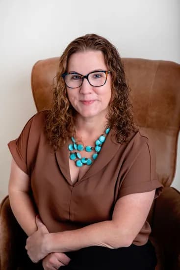 Portrait of Leah Phillips
