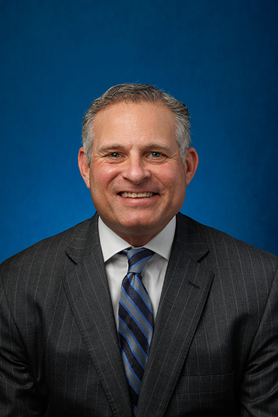 Portrait of Todd Ratner