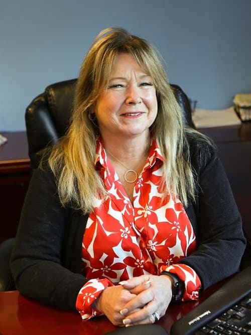 Portrait of Sondra Kirwan