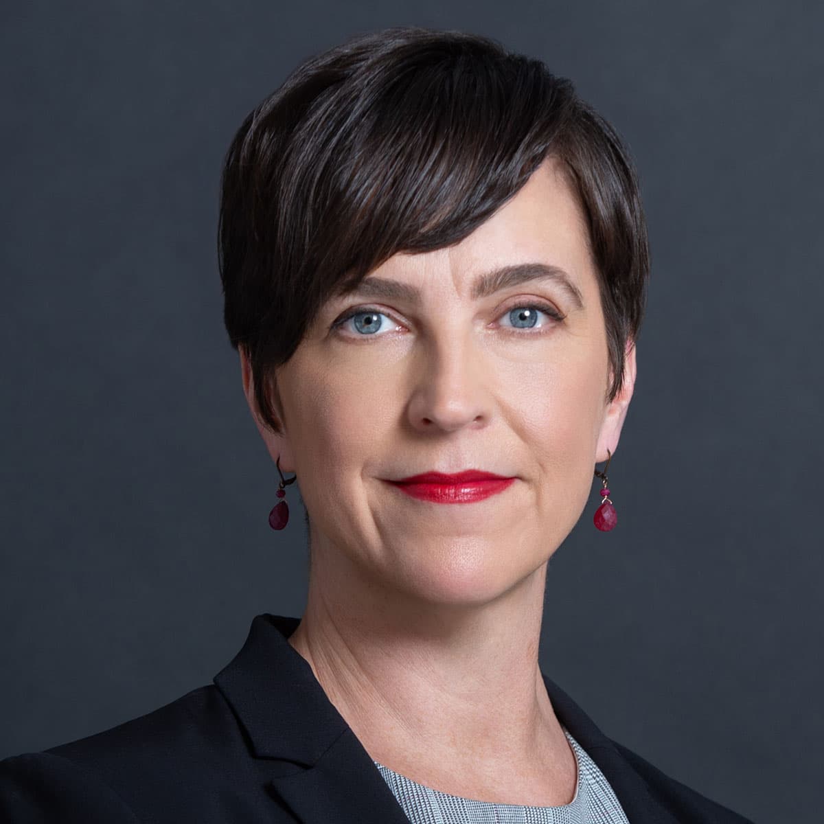 Portrait of Lori Andrus