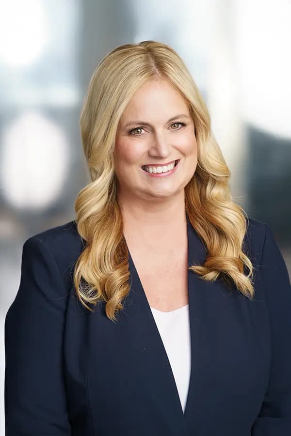 Portrait of Jennifer Russell
