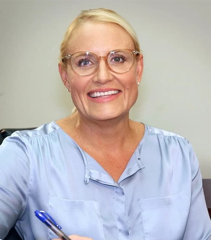 Portrait of Jessica DeVille