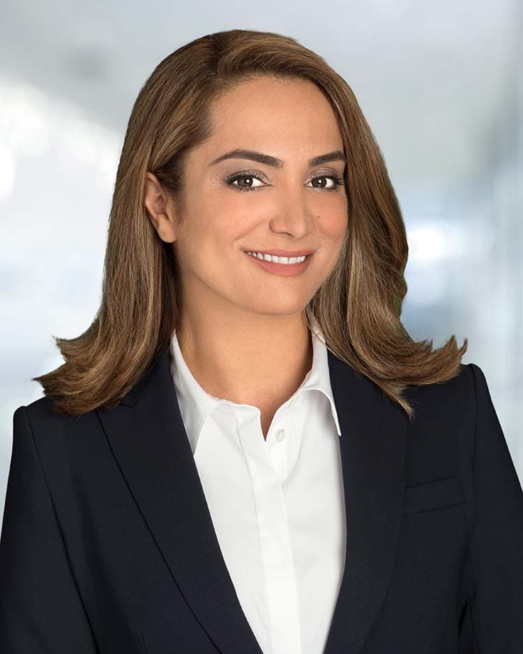 Portrait of Simona Danesh