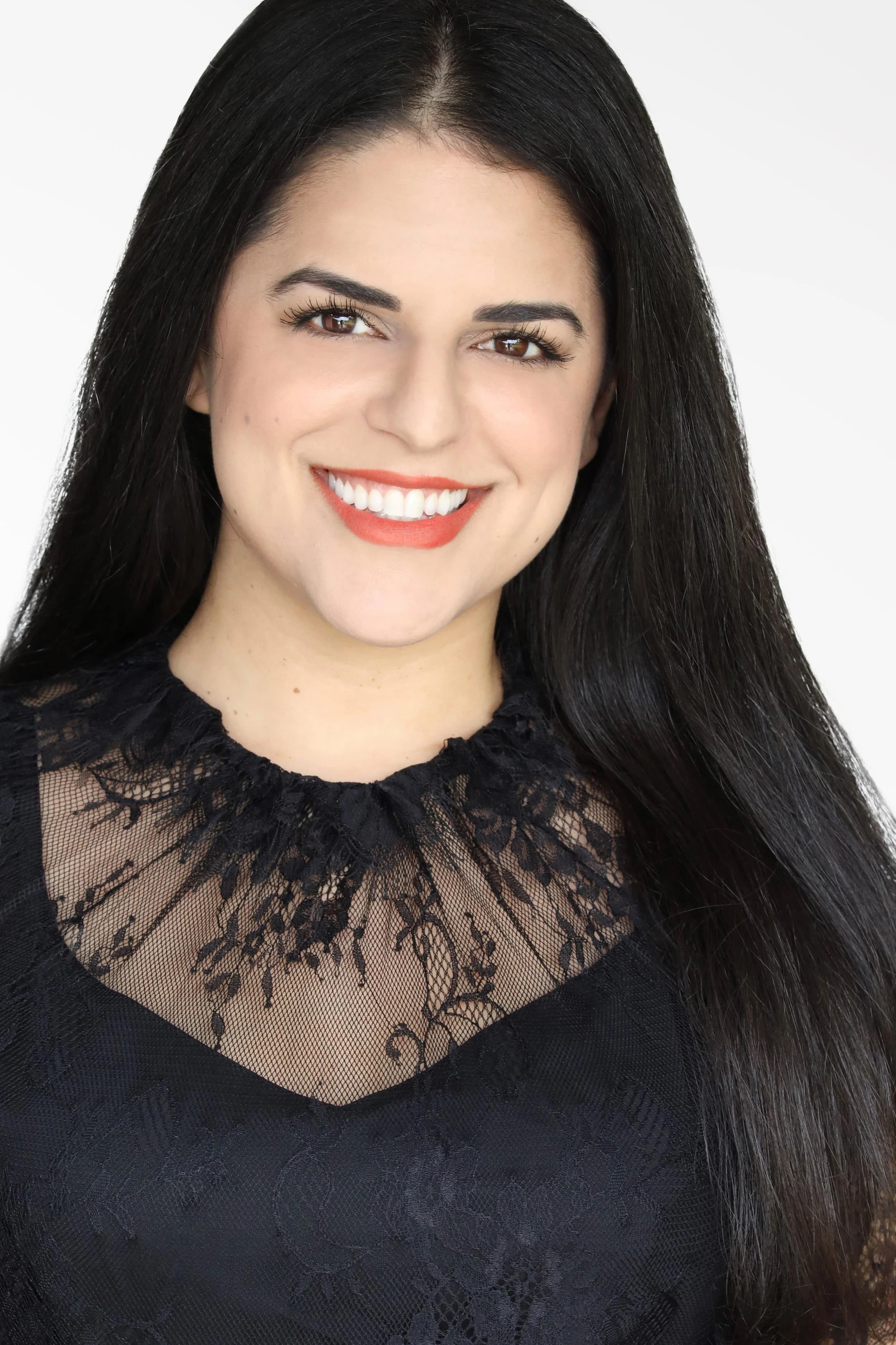 Portrait of Shireen Ashtari