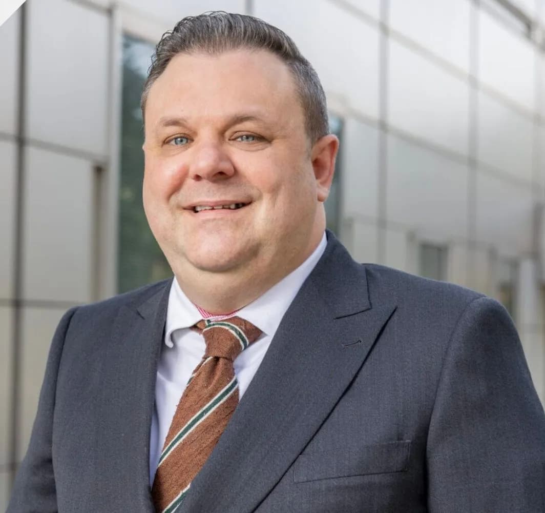 Portrait of Scott Bell