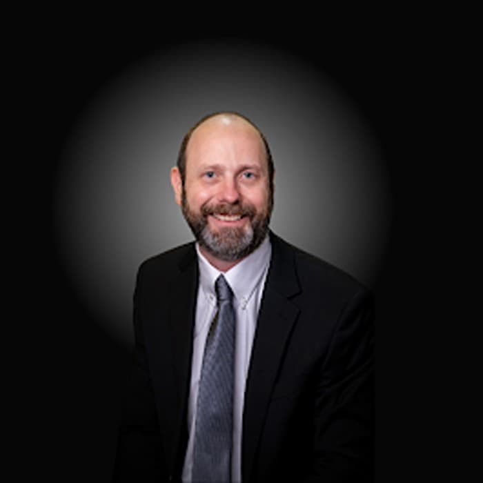 Portrait of Steven Harris