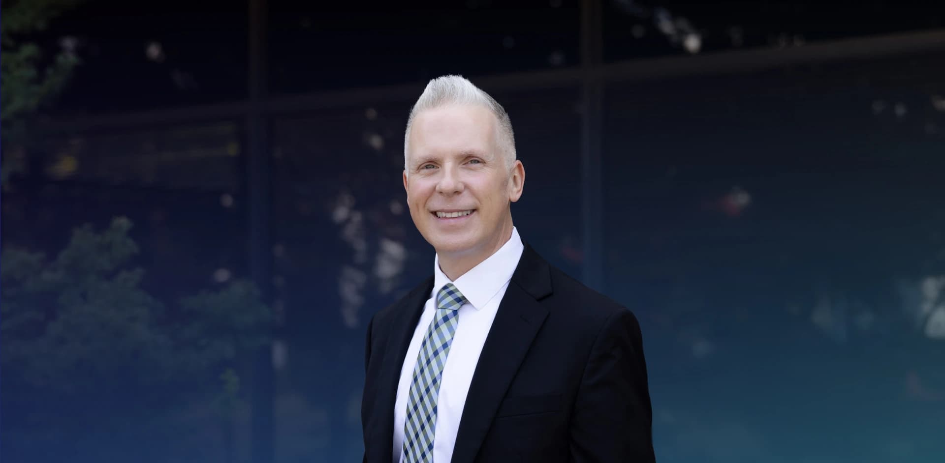 Portrait of Tim Reed