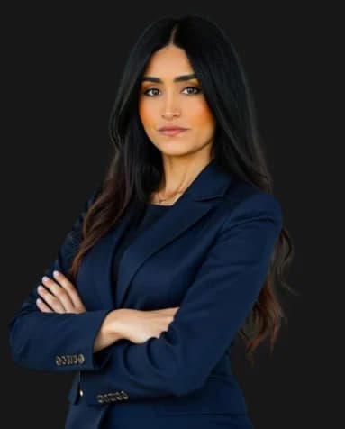 Portrait of Jasmine Kianfard