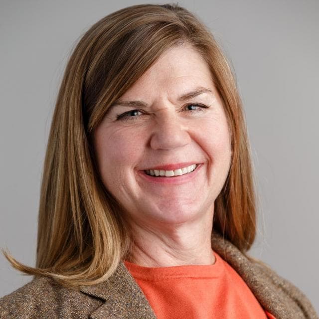 Portrait of Linda Chalat