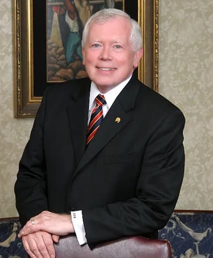 Portrait of Larry Rowe