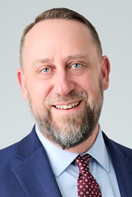 Portrait of Steve Landstrom