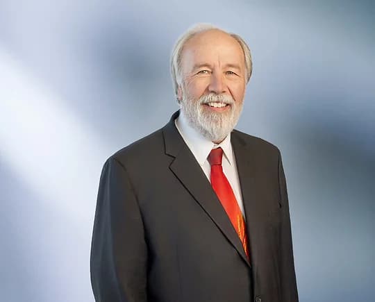 Portrait of Dirk Beckwith